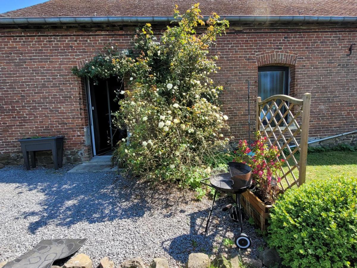 Studio Bienvenue Du Cote De Chez Nous Avec Jardin Privatif Wignehies Екстериор снимка
